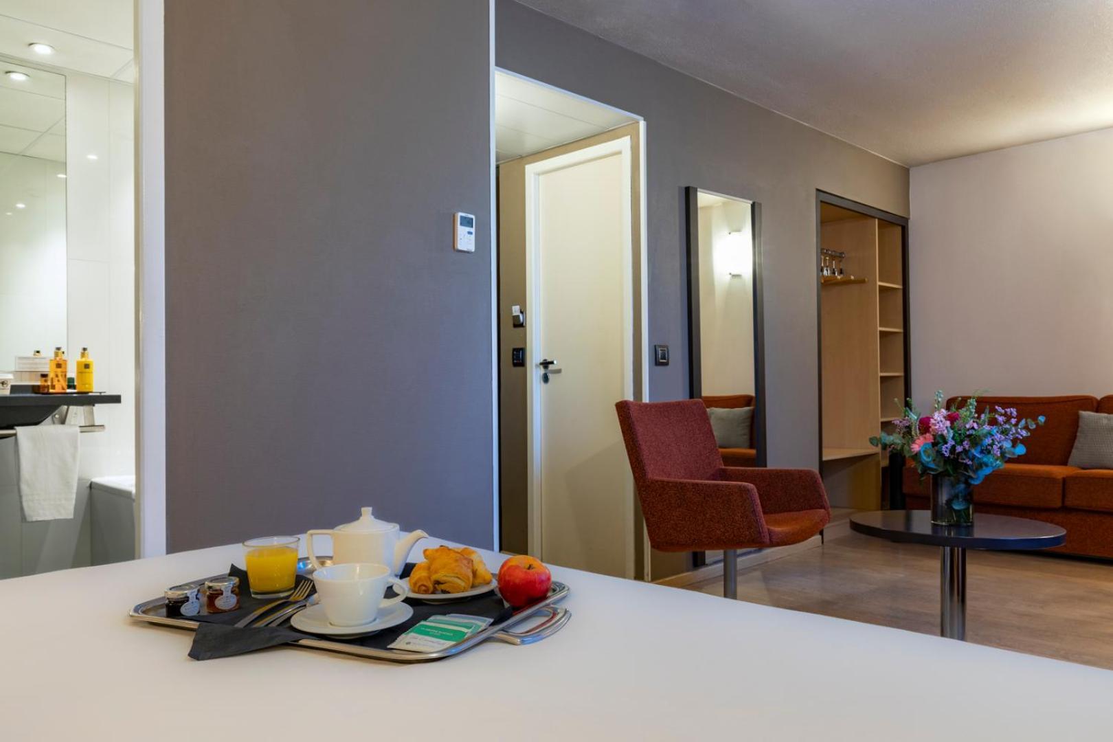 Escale Oceania Aix-En-Provence Hotel Luaran gambar