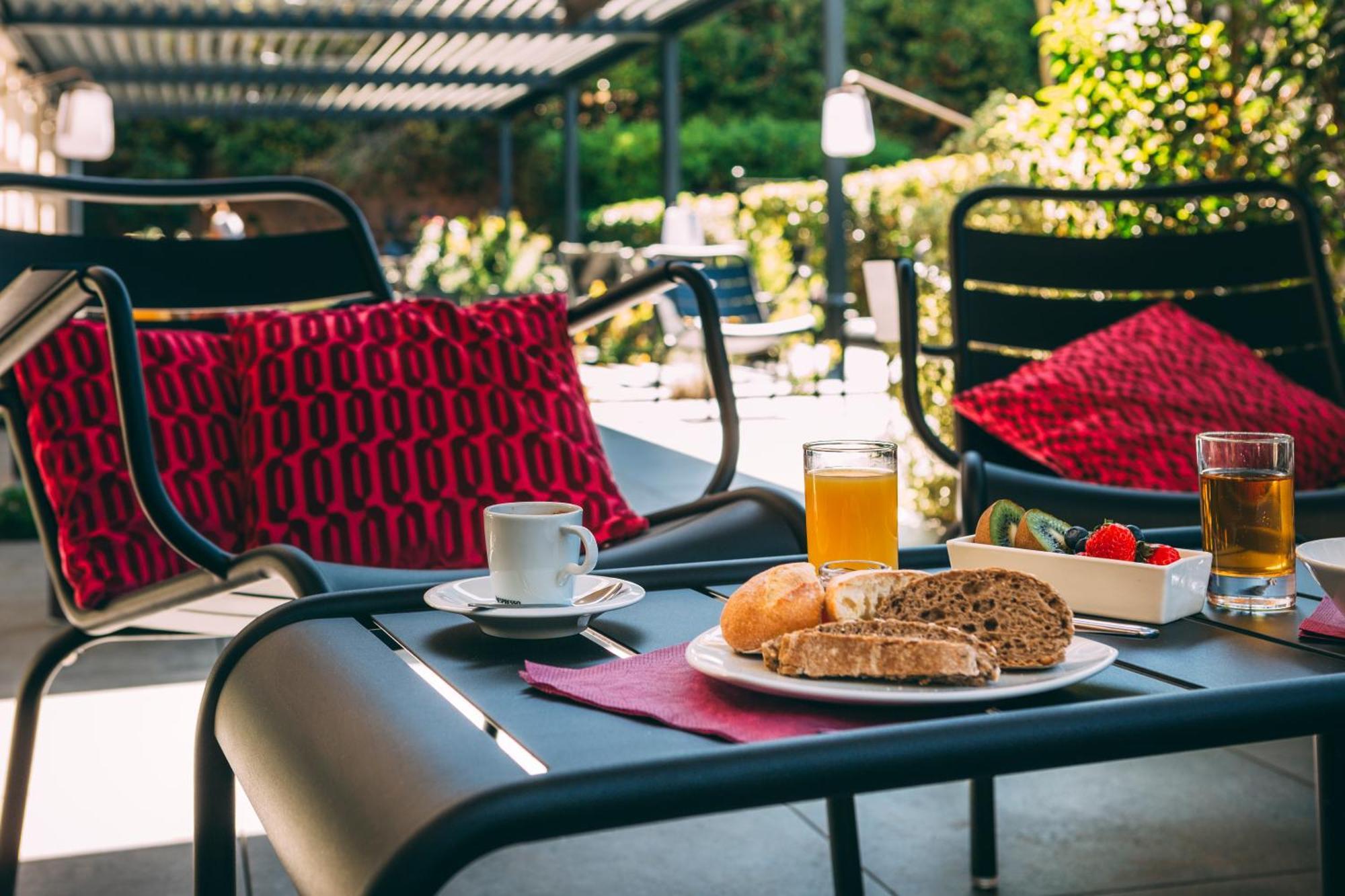 Escale Oceania Aix-En-Provence Hotel Luaran gambar